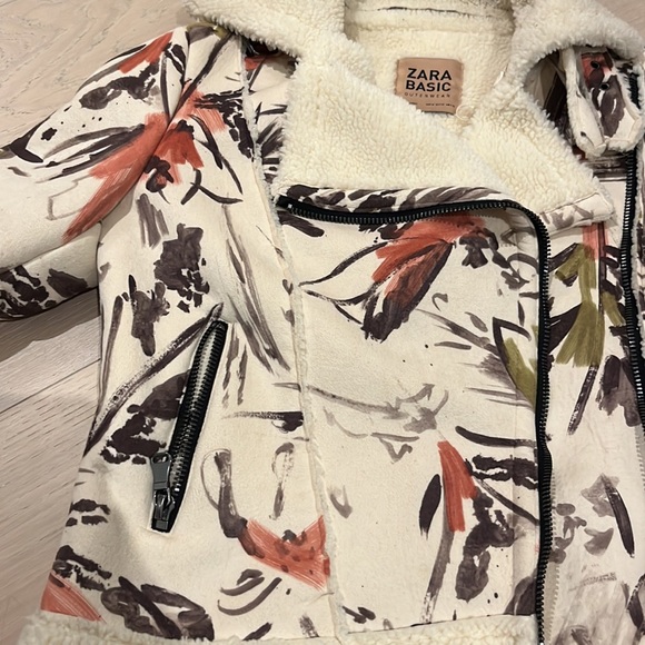 Zara Sherpa Jacket - Picture 3 of 6